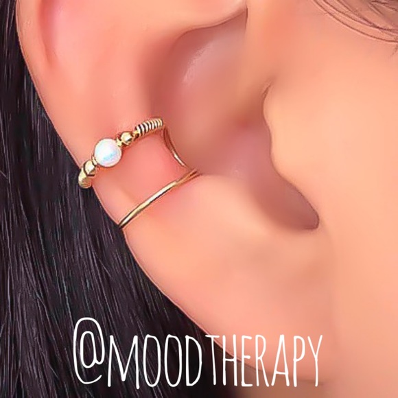 Moodtherapy Jewelry - Opal Fake Double Cartilage Ear Cuff Earring Moodtherapy Jewelry - Opal Fake Double Cartilage Ear Cuff Earring